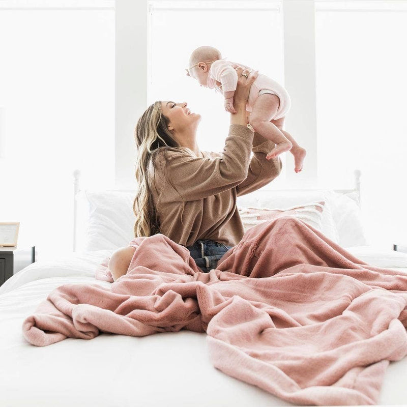LUSH XL BLANKETS: Charcoal