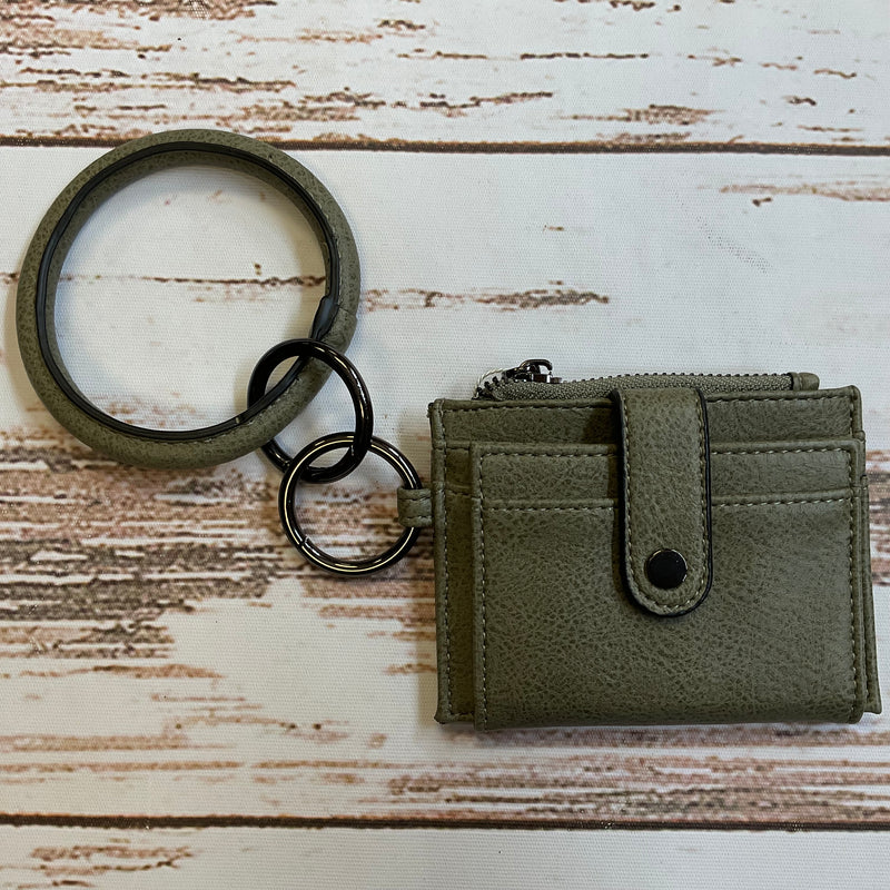 Sammie Olive Wallet With Hoop - Buenz Gifts