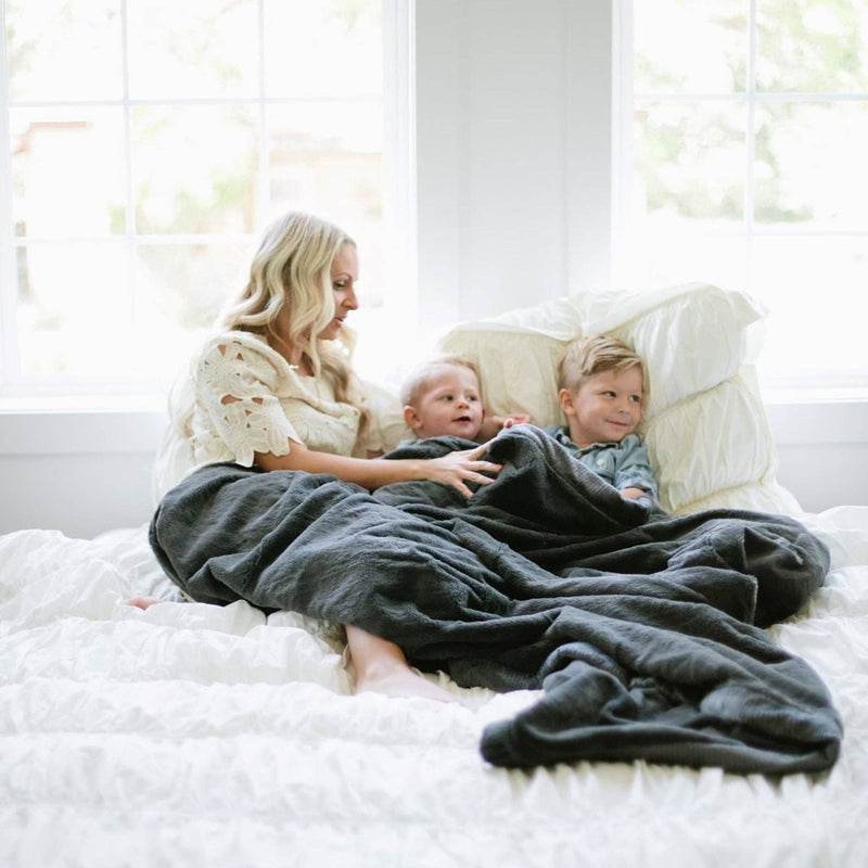 LUSH XL BLANKETS: Ballet Slipper
