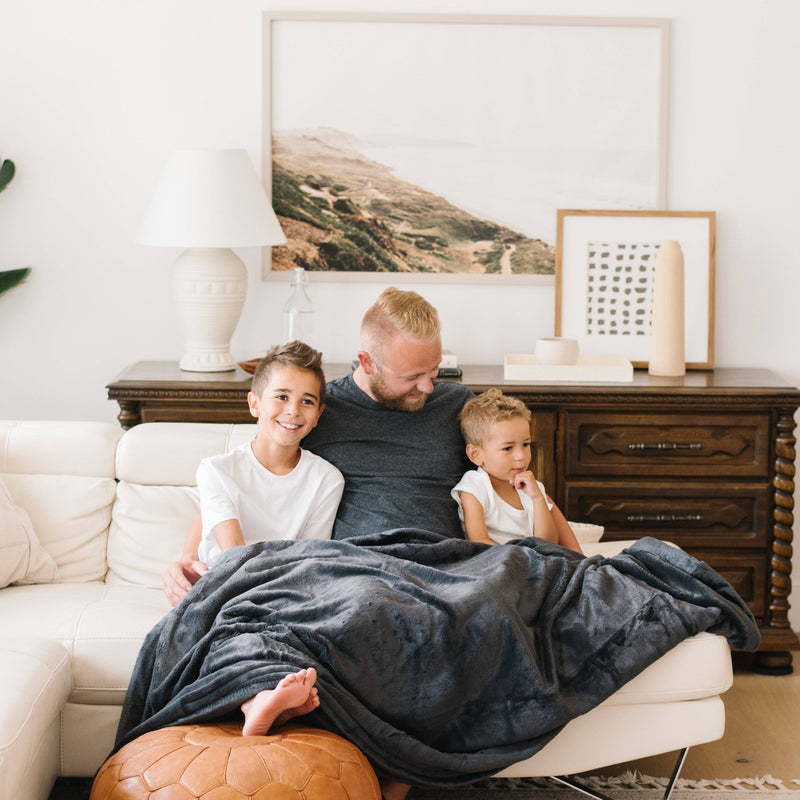 LUSH XL BLANKETS: Ballet Slipper